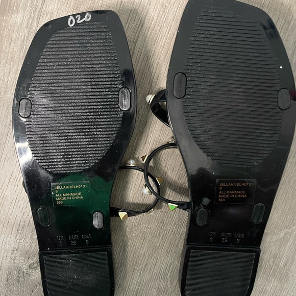 Steve Madden - Picture 4 of 4